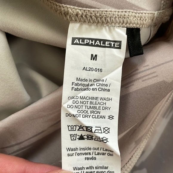 Alphalete set🤍 - Picture 9 of 9